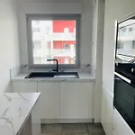 Calme Avec Beau Balcon & Parking A La Courrouze, Proche Centre