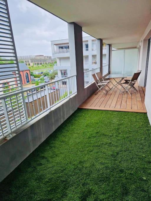 Calme Avec Beau Balcon & Parking A La Courrouze, Proche Centre * Rennes